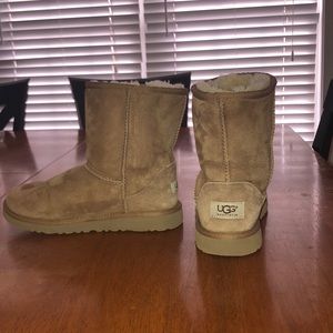 UGG Australia